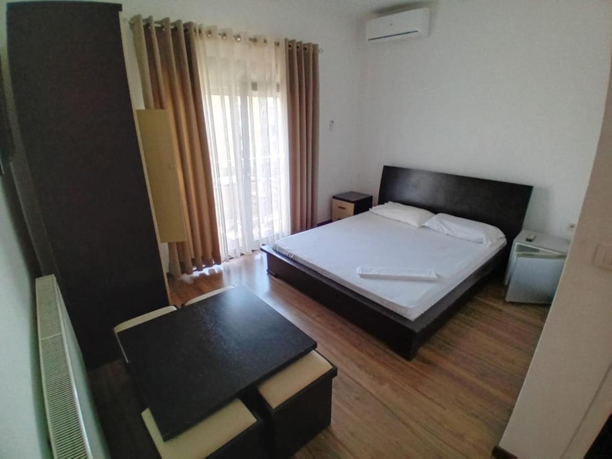 Hotel Yjet 波格拉德茨 外观 照片